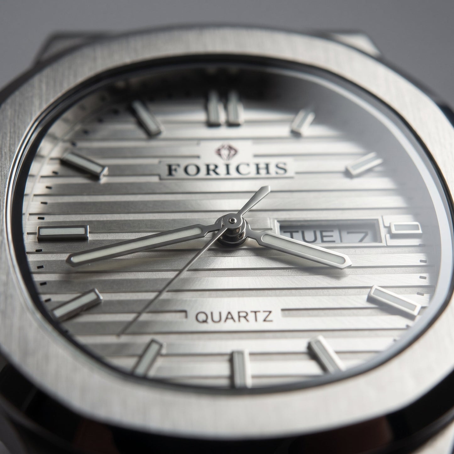 FORICHS Silver Steel Watch with Day-Date Display